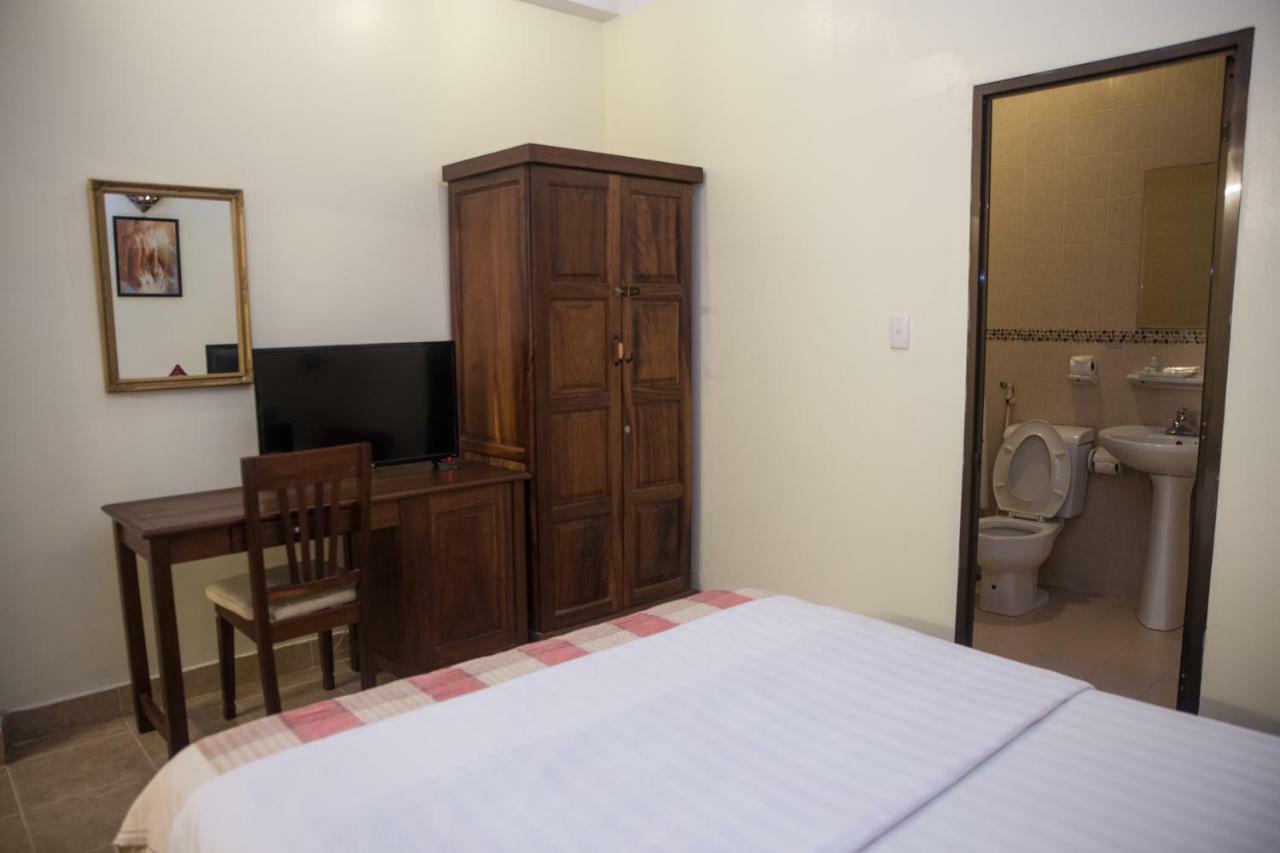 Caroline Hotel Ho Chi Minh City Exterior photo